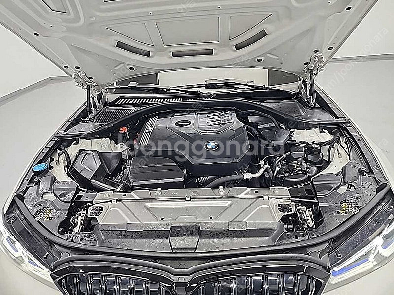 BMW 3시리즈 중고 BMW 중고 BMW 3시리즈 중고차 할부가능 흰색 2024년식 42,488km 320i M 스...--5